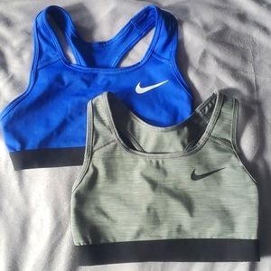 2 XS Nike Sports Bras